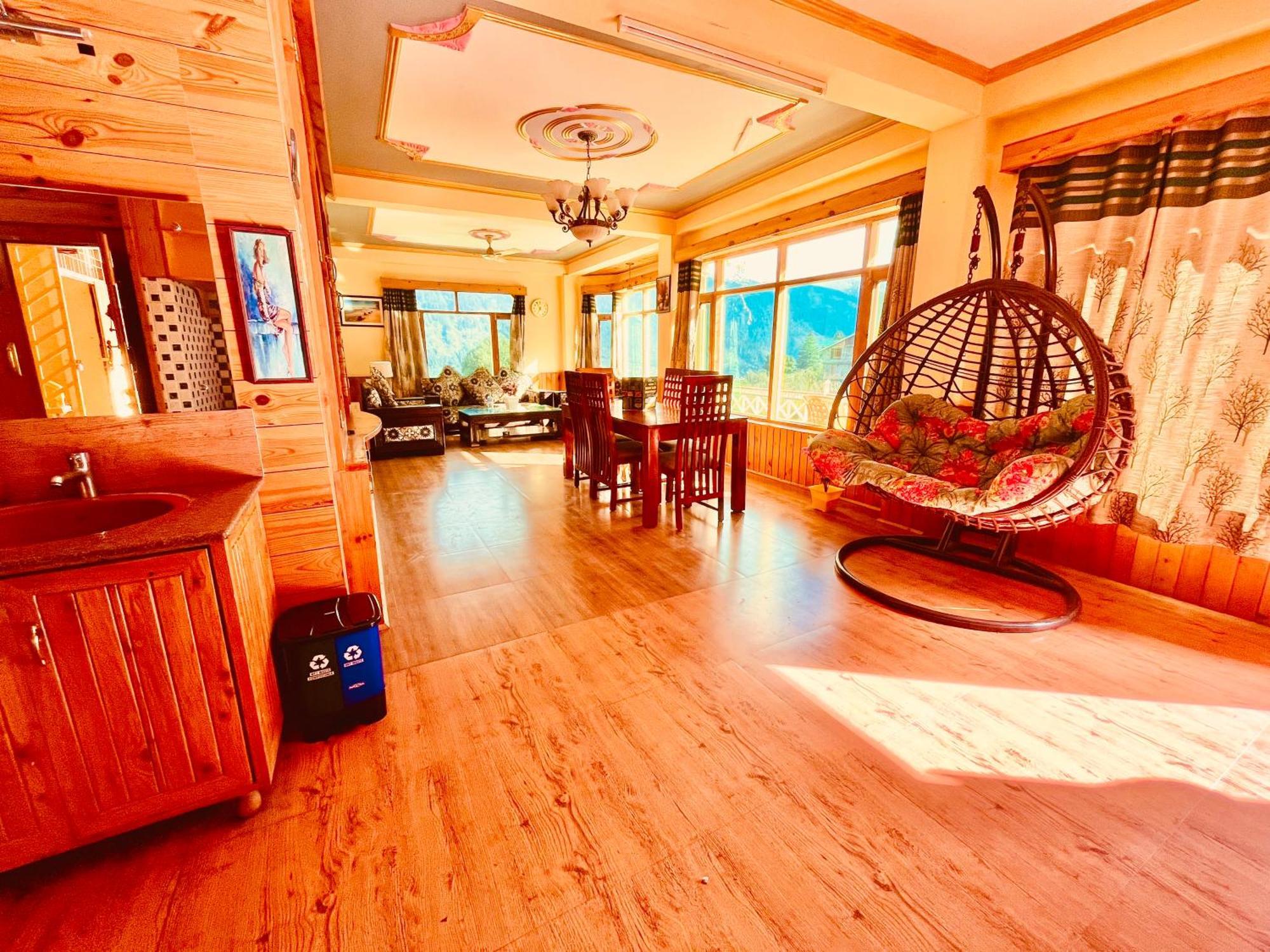 Woods Villa Cottage, Manali Extérieur photo