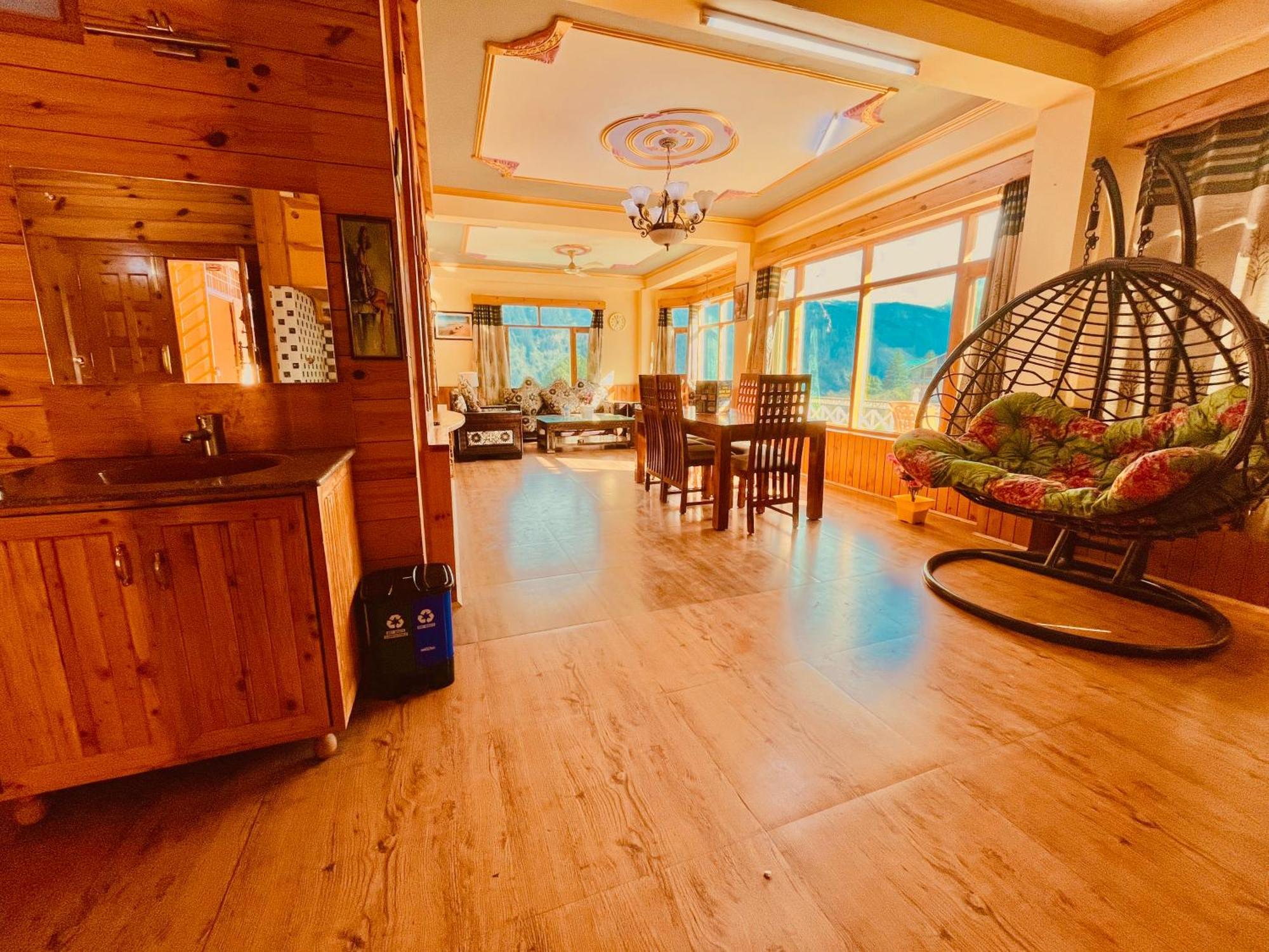 Woods Villa Cottage, Manali Extérieur photo