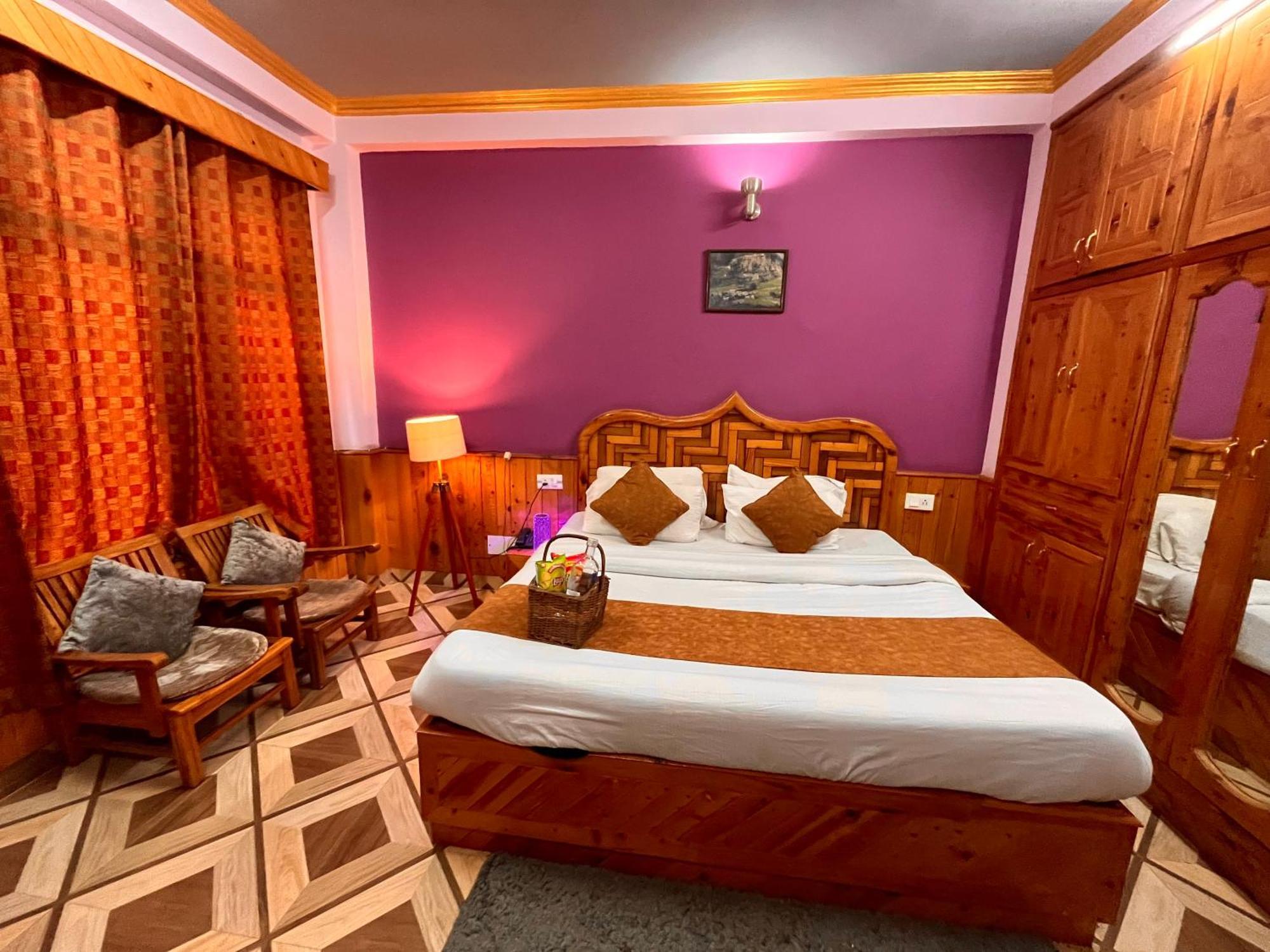 Woods Villa Cottage, Manali Extérieur photo